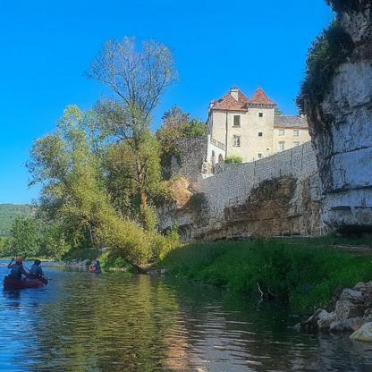 Un chateau sur la Dordogne